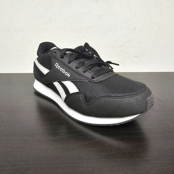 Reebok Classic Lace-Up Sneakers Jogger Size 5 W Black / White New in Box! - Picture 1 of 9